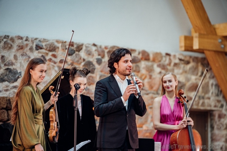 Rūmenes muižā, atzīmējot atjaunošanas 10 gadu jubileju, atklāj jaunu kultūras un svinību telpu KŪTS Rūmenes muižā, atzīmējot atjaunošanas 10 gadu jubileju, atklāj jaunu kultūras un svinību telpu KŪTS 267535