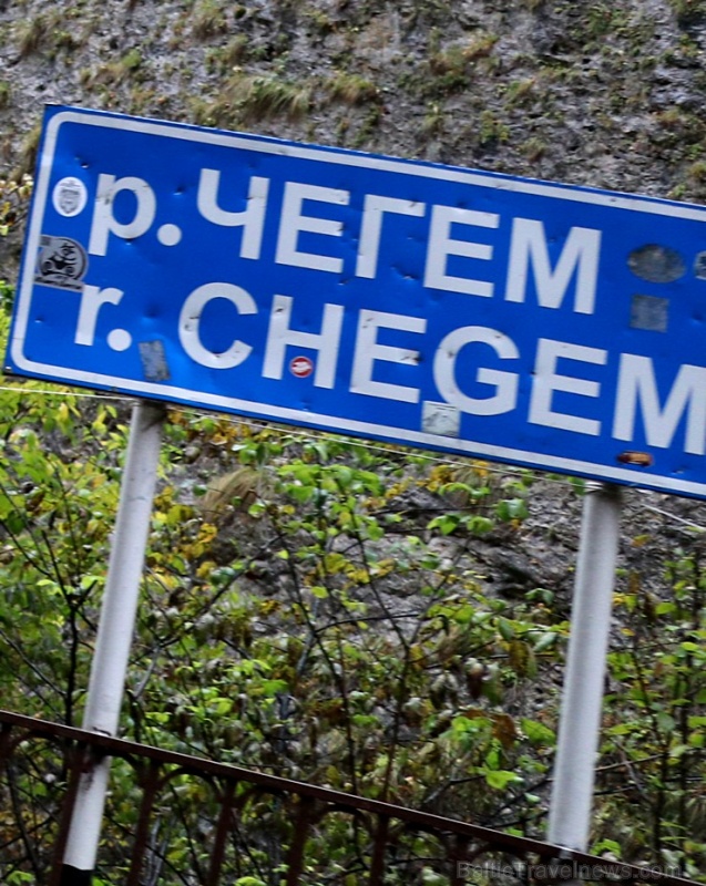 Travelnews.lv apmeklē tūristu iecienīto Čegemas ūdenskritumus Kabarda-Balkārija republikā. Atbalsta: Magtur Travelnews.lv apmeklē tūristu iecienīto Čegemas ūdenskritumus Kabarda-Balkārija republikā. Atbalsta: Magtur 268158