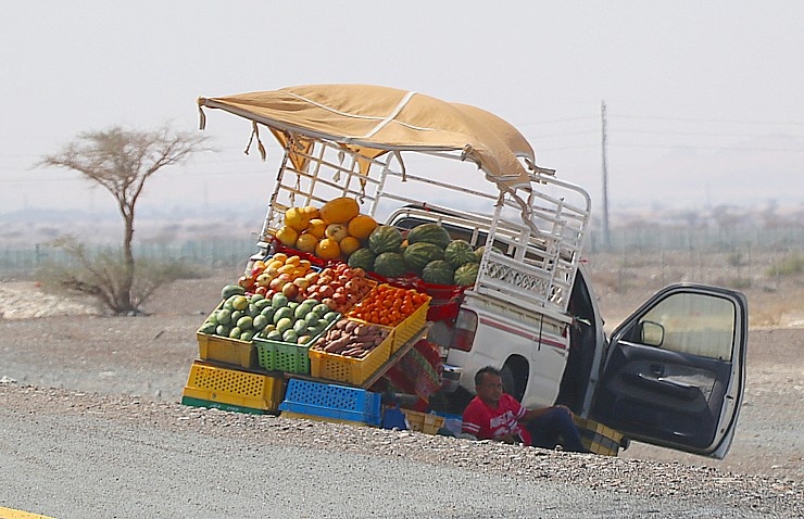 Travelnews.lv iepazīst Šārdžas emirāta lieliskos lielceļus ar 120 km/h. Atbalsta: VisitSharjah.com un Novatours.lv Travelnews.lv iepazīst Šārdžas emirāta lieliskos lielceļus ar 120 km/h. Atbalsta: VisitSharjah.com un Novatours.lv 270326
