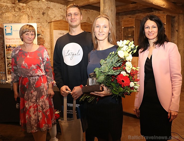 Iepazīsti «Latgales tūrisma gada balva 2019» uzvarētājus, kurus sveica 8.11.2019 Latgales tūrisma konferencē, Krāslavā Iepazīsti «Latgales tūrisma gada balva 2019» uzvarētājus, kurus sveica 8.11.2019 Latgales tūrisma konferencē, Krāslavā 270583