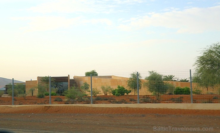 Travelnews.lv apmeklē arheoloģisko centru «Mleiha Archaeological Centre» Malehā. Atbalsta: VisitSharjah.com un Novatours.lv Travelnews.lv apmeklē arheoloģisko centru «Mleiha Archaeological Centre» Malehā. Atbalsta: VisitSharjah.com un Novatours.lv 270616