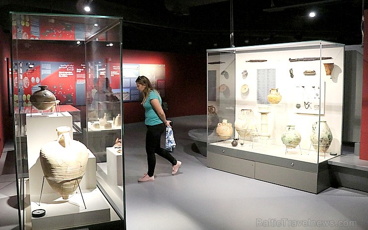 Travelnews.lv apmeklē arheoloģisko centru «Mleiha Archaeological Centre» Malehā. Atbalsta: VisitSharjah.com un Novatours.lv Travelnews.lv apmeklē arheoloģisko centru «Mleiha Archaeological Centre» Malehā. Atbalsta: VisitSharjah.com un Novatours.lv 270635