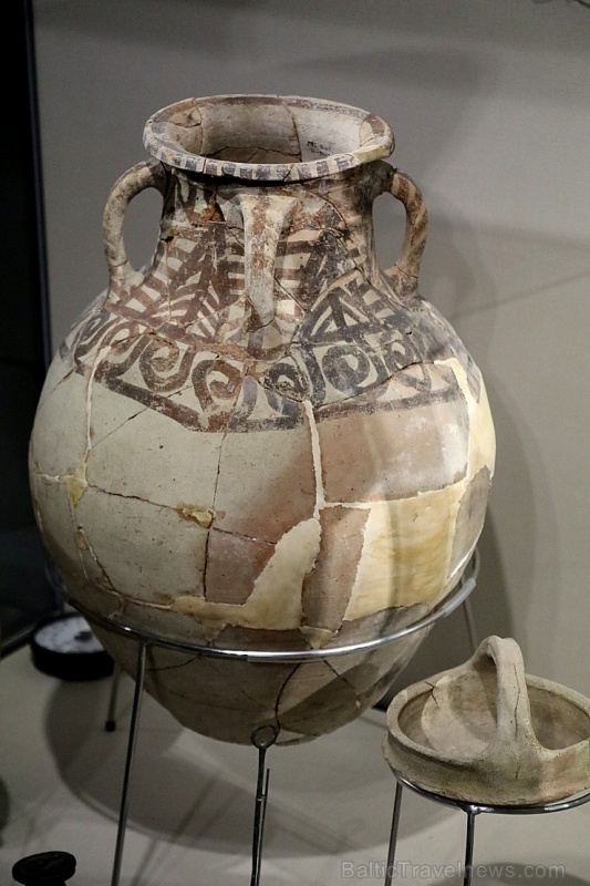 Travelnews.lv apmeklē arheoloģisko centru «Mleiha Archaeological Centre» Malehā. Atbalsta: VisitSharjah.com un Novatours.lv Travelnews.lv apmeklē arheoloģisko centru «Mleiha Archaeological Centre» Malehā. Atbalsta: VisitSharjah.com un Novatours.lv 270636