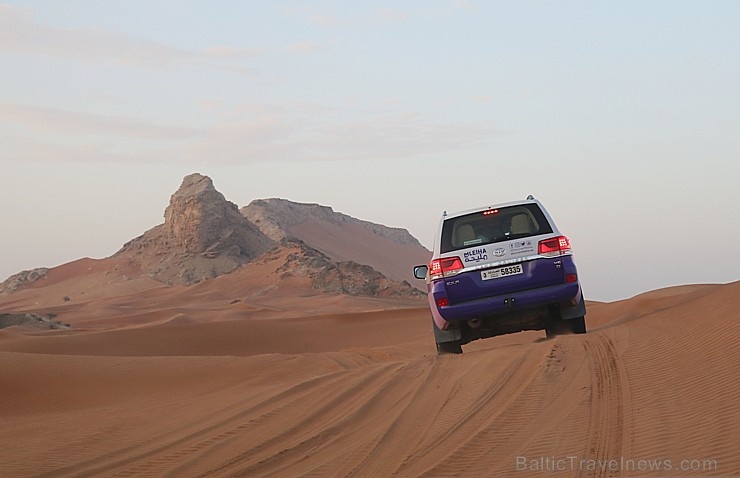 Travelnews.lv iepazīst Šārdžas emirāta tuksneša dzīvi izbraucienā ar apvidus spēkratu, Atbalsta: VisitSharjah.com un Novatours.lv Travelnews.lv iepazīst Šārdžas emirāta tuksneša dzīvi izbraucienā ar apvidus spēkratu, Atbalsta: VisitSharjah.com un Novatours.lv 270795