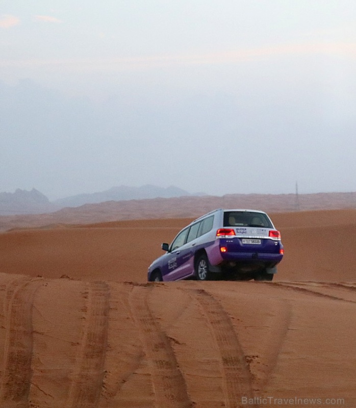 Travelnews.lv iepazīst Šārdžas emirāta tuksneša dzīvi izbraucienā ar apvidus spēkratu, Atbalsta: VisitSharjah.com un Novatours.lv Travelnews.lv iepazīst Šārdžas emirāta tuksneša dzīvi izbraucienā ar apvidus spēkratu, Atbalsta: VisitSharjah.com un Novatours.lv 270818