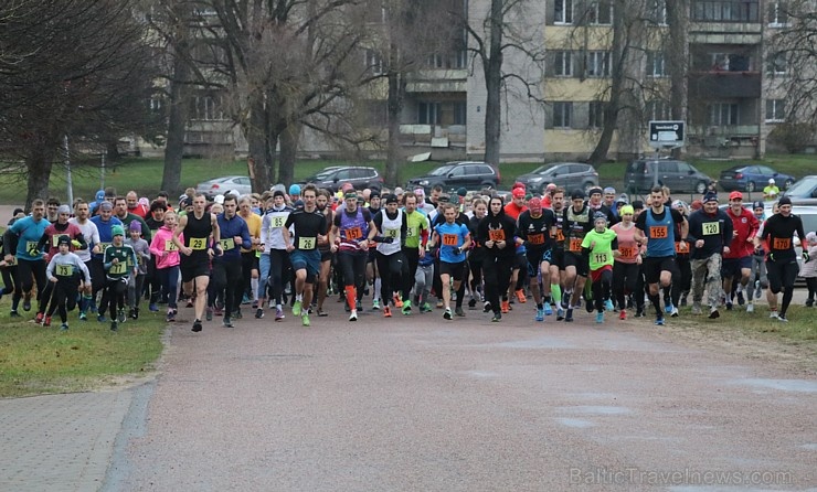 Par godu 18.novembrim notiek tradicionālais skrējiens «Rembates aplis 2019» 3 km un 10 km distancēs 271328