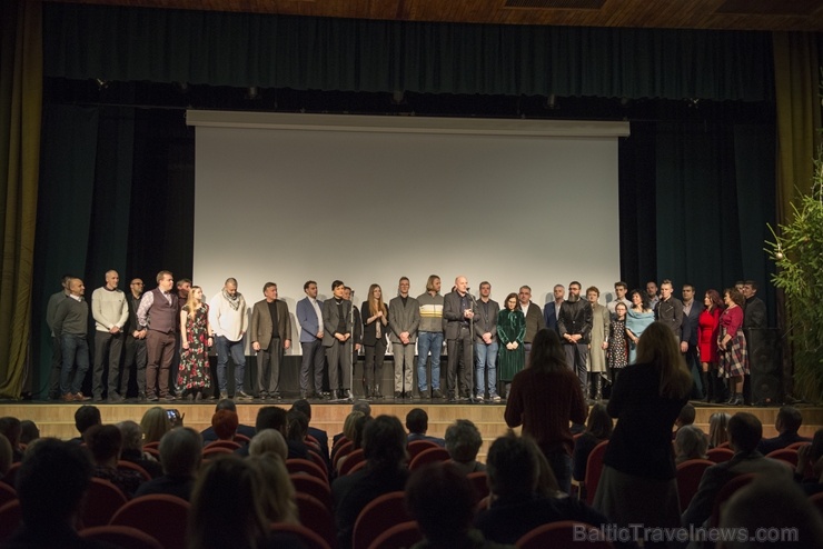 Travelnews.lv apmeklē Viestura Kairiša mākslas filmas «Pilsēta pie upes» pirmizrādi Krāslavā Foto: Inga Pudnika Travelnews.lv apmeklē Viestura Kairiša mākslas filmas «Pilsēta pie upes» pirmizrādi Krāslavā Foto: Inga Pudnika 274634