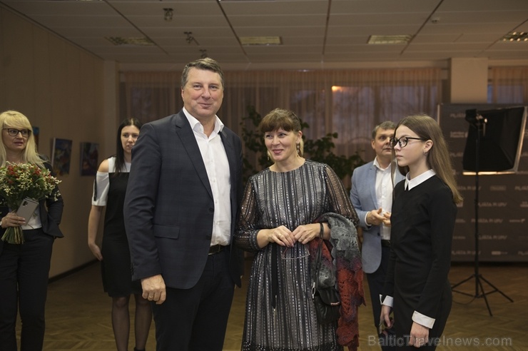Travelnews.lv apmeklē Viestura Kairiša mākslas filmas «Pilsēta pie upes» pirmizrādi Krāslavā Foto: Inga Pudnika Travelnews.lv apmeklē Viestura Kairiša mākslas filmas «Pilsēta pie upes» pirmizrādi Krāslavā Foto: Inga Pudnika 274650