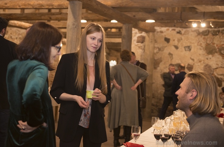 Travelnews.lv apmeklē Viestura Kairiša mākslas filmas «Pilsēta pie upes» pirmizrādi Krāslavā Foto: Inga Pudnika Travelnews.lv apmeklē Viestura Kairiša mākslas filmas «Pilsēta pie upes» pirmizrādi Krāslavā Foto: Inga Pudnika 274723