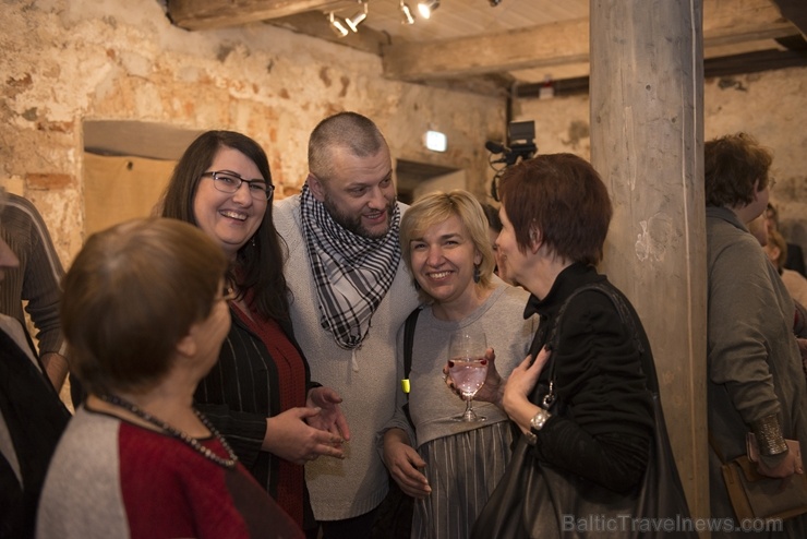 Travelnews.lv apmeklē Viestura Kairiša mākslas filmas «Pilsēta pie upes» pirmizrādi Krāslavā Foto: Inga Pudnika Travelnews.lv apmeklē Viestura Kairiša mākslas filmas «Pilsēta pie upes» pirmizrādi Krāslavā Foto: Inga Pudnika 274725