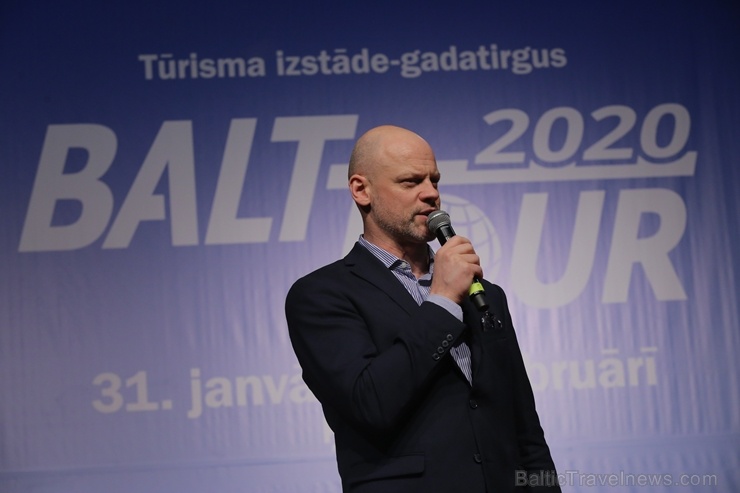 Sveicam «GADA CILVĒKS TŪRISMĀ 2019» laureātus tūrisma izstādē «Balttour 2020». Foto: Rojs Maizītis Sveicam «GADA CILVĒKS TŪRISMĀ 2019» laureātus tūrisma izstādē «Balttour 2020». Foto: Rojs Maizītis 275795