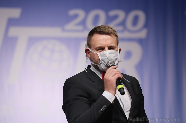 Jau 17. reizi tūrisma nozare pasniedz «Gada Cilvēks Tūrismā 2019» balvas 7 kategorijās. Foto: Rojs Maizītis Jau 17. reizi tūrisma nozare pasniedz «Gada Cilvēks Tūrismā 2019» balvas 7 kategorijās. Foto: Rojs Maizītis 276337