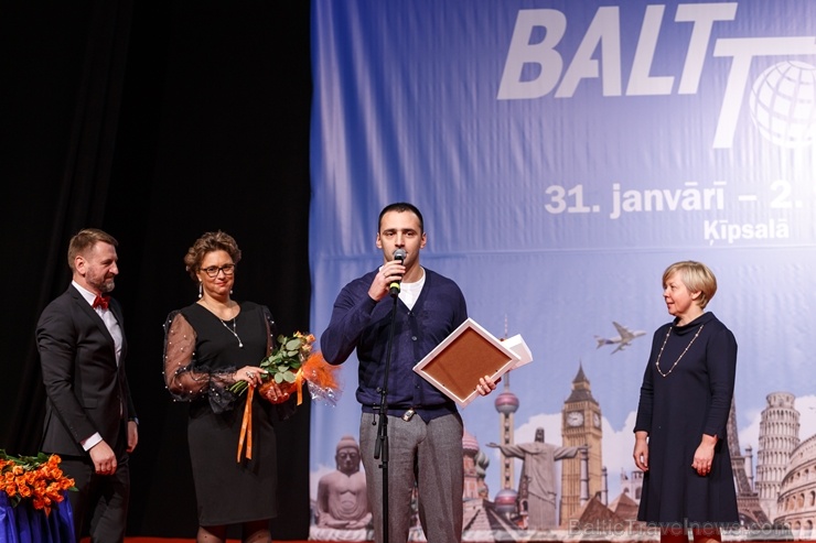 «Gada Cilvēks Tūrismā 2019» «UZŅĒMĒJS VAI VADĪTĀJS NAKTSMĪTŅU BIZNESĀ 2019» - Vadims Muhins, «Mogotel». Foto: Andrejs Terentjevs «Gada Cilvēks Tūrismā 2019» «UZŅĒMĒJS VAI VADĪTĀJS NAKTSMĪTŅU BIZNESĀ 2019» - Vadims Muhins, «Mogotel». Foto: Andrejs Terentjevs 276347