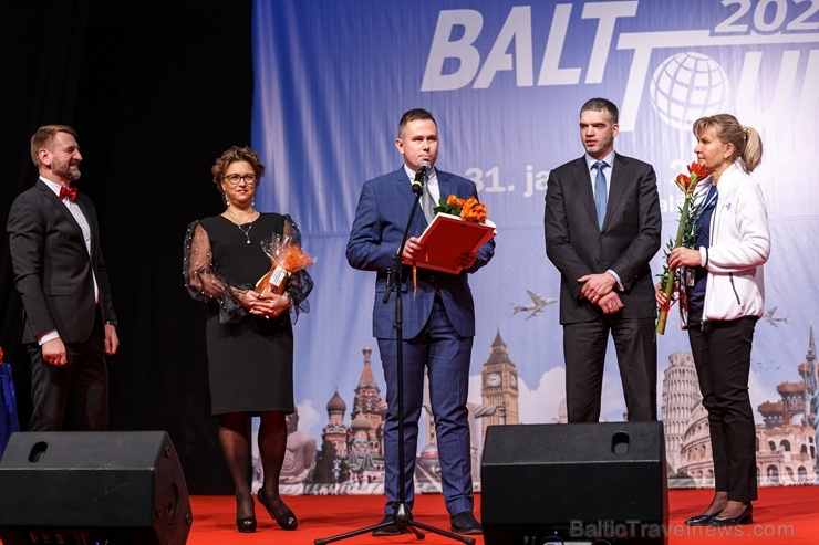 «Gada Cilvēks Tūrismā 2019» «UZŅĒMĒJS TŪRISMA AĢENTŪRU UN TŪROPERATORU BIZNESĀ 2019» - Dr. Ēriks Lingebērziņš, «Balticvision Riga». Foto: Andrejs Tere «Gada Cilvēks Tūrismā 2019» «UZŅĒMĒJS TŪRISMA AĢENTŪRU UN TŪROPERATORU BIZNESĀ 2019» - Dr. Ēriks Lingebērziņš, «Balticvision Riga». Foto: Andrejs Tere 276355