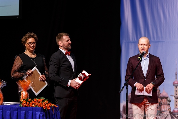 Uzņēmuma «Centurion Hospitality» dibinātājs Didzis Grāvītis piesaka «RESTORĀNA VADĪTĀJS 2019» nomināciju. Foto: Andrejs Terentjevs Uzņēmuma «Centurion Hospitality» dibinātājs Didzis Grāvītis piesaka «RESTORĀNA VADĪTĀJS 2019» nomināciju. Foto: Andrejs Terentjevs 276374