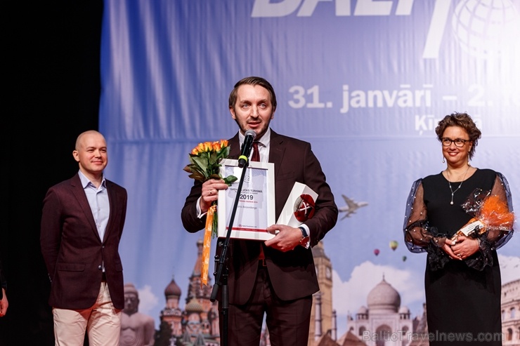 «Gada Cilvēks Tūrismā 2019» «RESTORĀNA VADĪTĀJS 2019» - Andris Reizenbergs, «Balzambārs». Foto: Andrejs Terentjevs «Gada Cilvēks Tūrismā 2019» «RESTORĀNA VADĪTĀJS 2019» - Andris Reizenbergs, «Balzambārs». Foto: Andrejs Terentjevs 276383