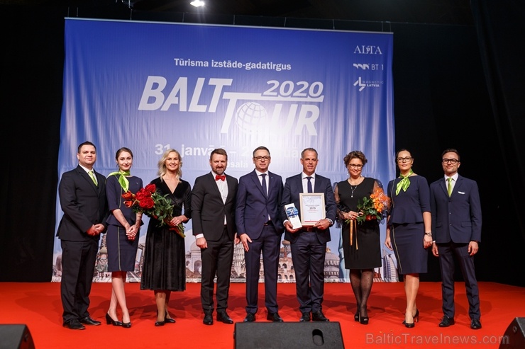 «Gada Cilvēks Tūrismā 2019» ABSOLŪTĀ KLASE - «GADA CILVĒKS TŪRISMĀ 2019» – Martins Gauss, airBaltic. Foto: Andrejs Terentjevs «Gada Cilvēks Tūrismā 2019» ABSOLŪTĀ KLASE - «GADA CILVĒKS TŪRISMĀ 2019» – Martins Gauss, airBaltic. Foto: Andrejs Terentjevs 276406