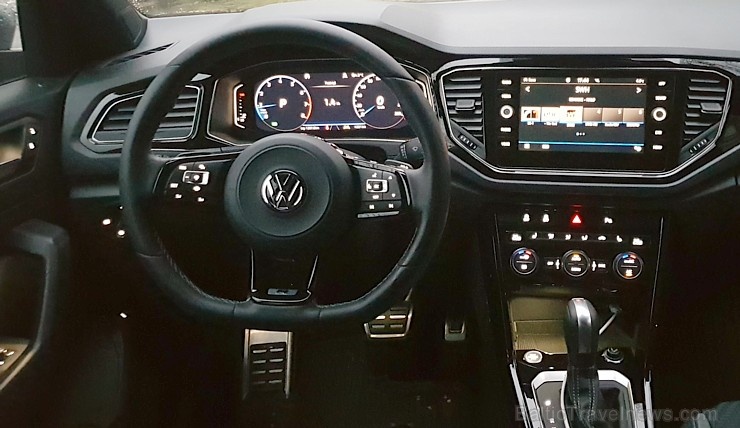 Travelnews.lv ar 300 zirgspēku jaudīgu «VW T-Roc R» apceļo Latviju 278074