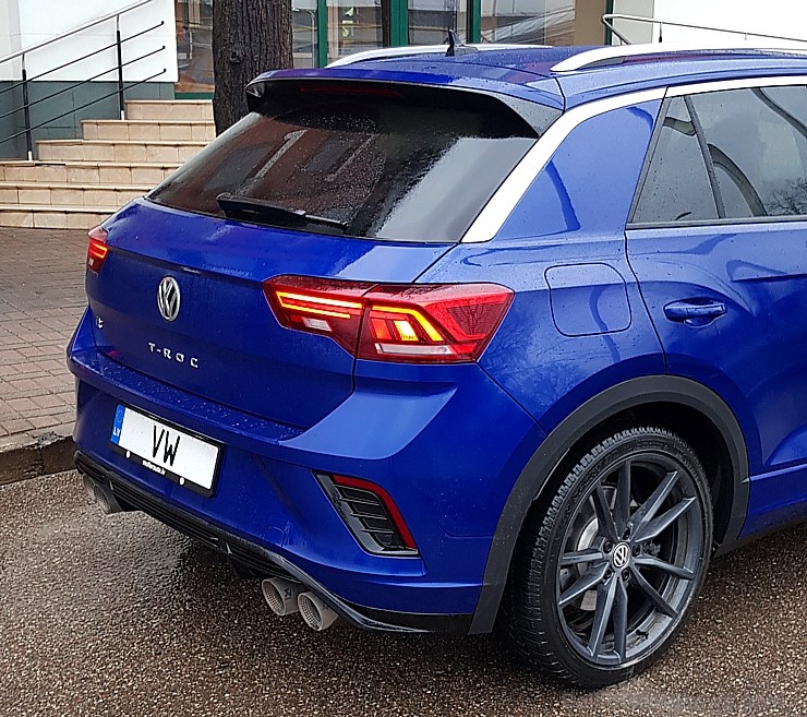 Travelnews.lv ar 300 zirgspēku jaudīgu «VW T-Roc R» apceļo Latviju 278076