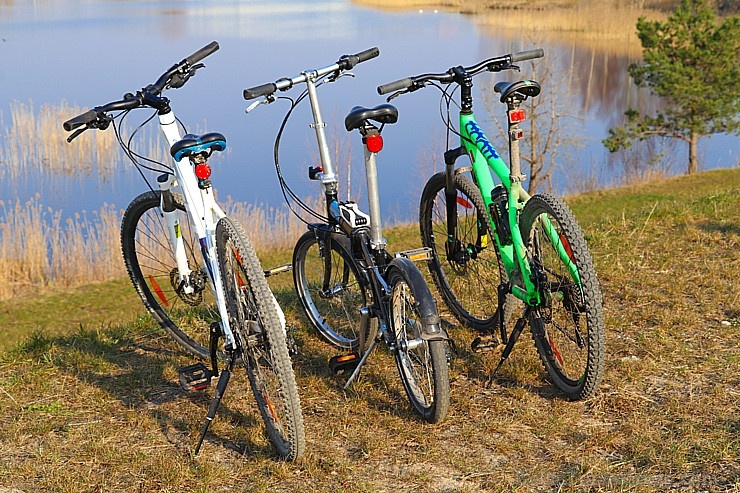 Travelnews.lv ar velosipēdiem apceļo Zilos kalnus 280280