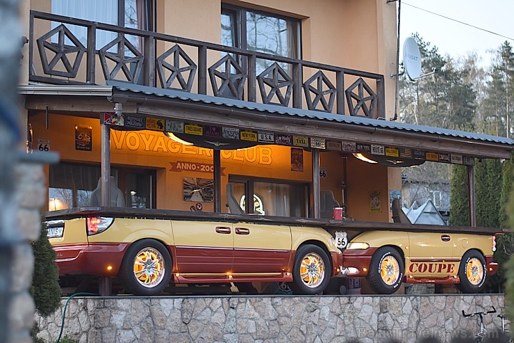 Travelnews.lv apmeklē Ogrē izcilu autofanu un ballīšu izklaides vietu «VoyagerClub». Foto: voyagerclub.lv Travelnews.lv apmeklē Ogrē izcilu autofanu un ballīšu izklaides vietu «VoyagerClub». Foto: voyagerclub.lv 282040