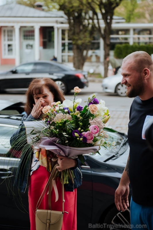 Viesnīcā Hotel ROMA atklāts Valmieras uzņēmēja ziedu salons 