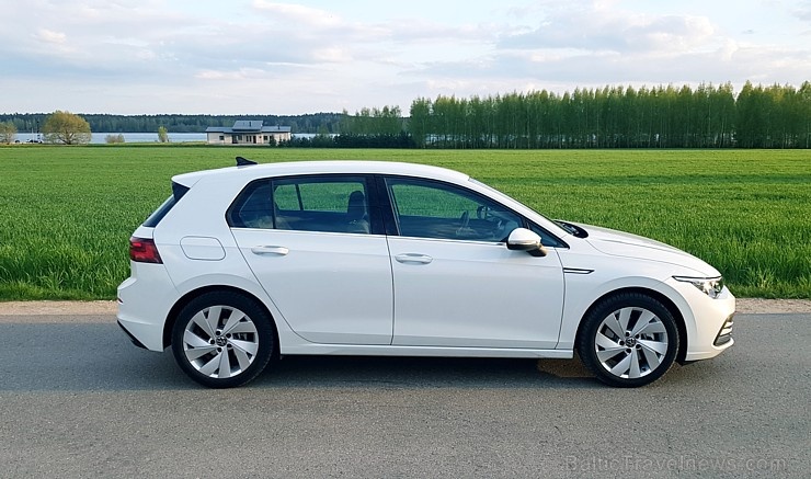 Travelnews.lv apceļo Latgali un Pierīgu ar jauno «Volkswagen Golf 8 1.5 eTSI» 282661