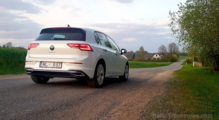 Travelnews.lv apceļo Latgali un Pierīgu ar jauno «Volkswagen Golf 8 1.5 eTSI» 282662