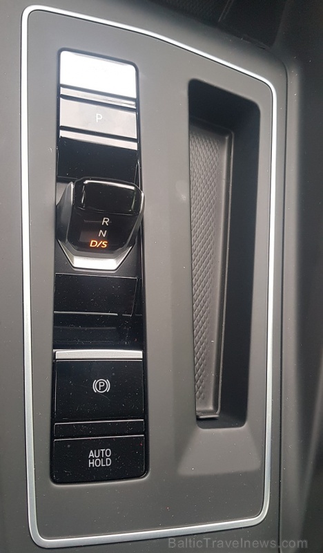 Travelnews.lv apceļo Latgali un Pierīgu ar jauno «Volkswagen Golf 8 1.5 eTSI» 282679