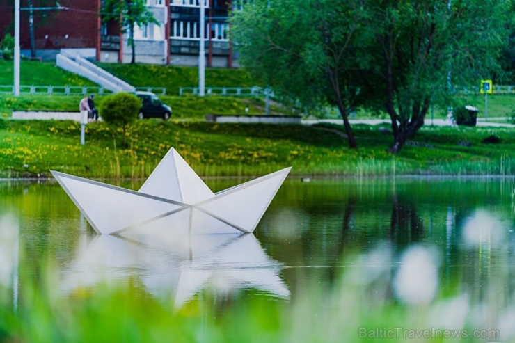 Daugavpilī sākusies silta un saulaina vasara - siltais gadalaiks jūtams gan dabā, gan tūrisma objektu noskaņojumā Daugavpilī sākusies silta un saulaina vasara - siltais gadalaiks jūtams gan dabā, gan tūrisma objektu noskaņojumā 283936