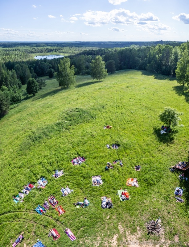 Līgo svētku priekšvakarā Kārsavas novada dabas parkā Līgo svētku priekšvakarā Kārsavas novada dabas parkā