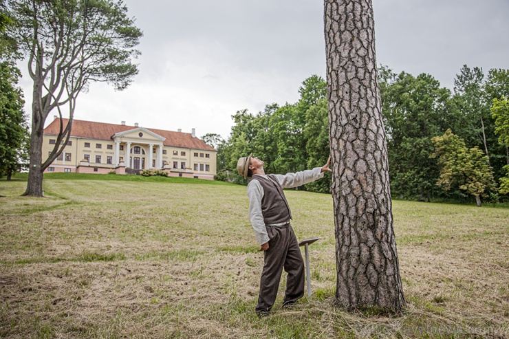 Ceļotāji Latvijas pilīs un muižās apmeklē Vēsturisko parku un dārzu dienas 285802