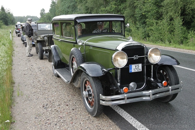 2020. gada 25. jūlijā no Rīgas Motormuzeja uz Cēsīm startēja retro auto parāde 2020. gada 25. jūlijā no Rīgas Motormuzeja uz Cēsīm startēja retro auto parāde