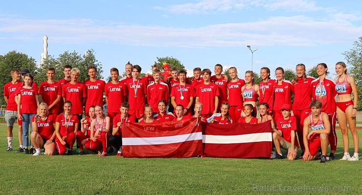 Indra Mackeviča Latvijas izlases sastāvā izcīna Baltijas vieglatlētikas U16 čempionātā 3.vietu 800 metru skrējienā Indra Mackeviča Latvijas izlases sastāvā izcīna Baltijas vieglatlētikas U16 čempionātā 3.vietu 800 metru skrējienā 287549