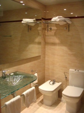 Vannas un WC istaba 15495