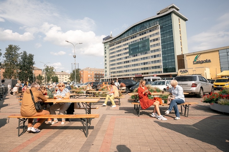 Iepazīsti pirmo Street Food festivālu Daugavpilī, kas notika 12.09.2020. Foto: Andrejs Jemeļjanovs Iepazīsti pirmo Street Food festivālu Daugavpilī, kas notika 12.09.2020. Foto: Andrejs Jemeļjanovs 290993