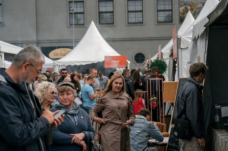 Iepazīsti pirmo Street Food festivālu Daugavpilī, kas notika 12.09.2020. Foto: Andrejs Jemeļjanovs Iepazīsti pirmo Street Food festivālu Daugavpilī, kas notika 12.09.2020. Foto: Andrejs Jemeļjanovs 291004