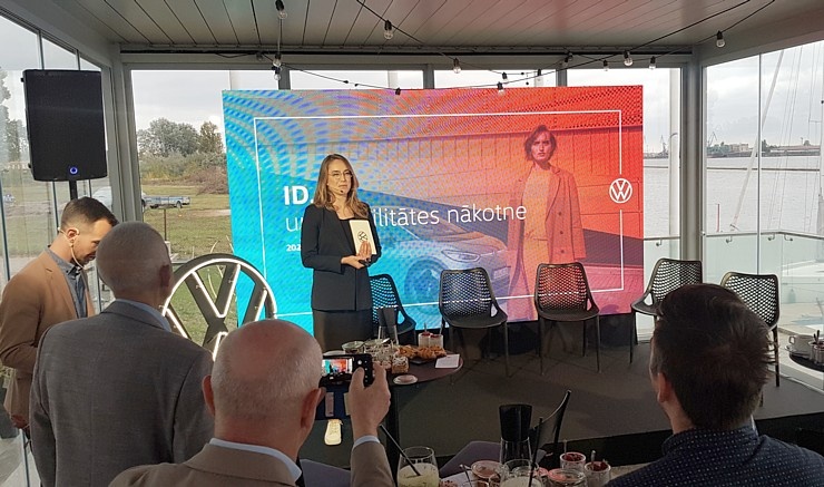 «Volkswagen Latvija» Pārdaugavas restorānā «Osta» saturīgi prezentē jauno «VW ID.3» Foto: 
Samsung Galaxy Note 8 292170