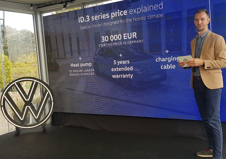 «Volkswagen Latvija» Pārdaugavas restorānā «Osta» saturīgi prezentē jauno «VW ID.3» Foto:
Samsung Galaxy Note 8 «Volkswagen Latvija» Pārdaugavas restorānā «Osta» saturīgi prezentē jauno «VW ID.3» Foto:
Samsung Galaxy Note 8 292180