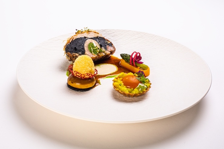 Iepazīsti 54 pavāru konkursa «Bocuse dor Europe 2020» ēdienus no Tallinas - LATVIJA. Foto: bocusedor.com Iepazīsti 54 pavāru konkursa «Bocuse dor Europe 2020» ēdienus no Tallinas - LATVIJA. Foto: bocusedor.com 292659
