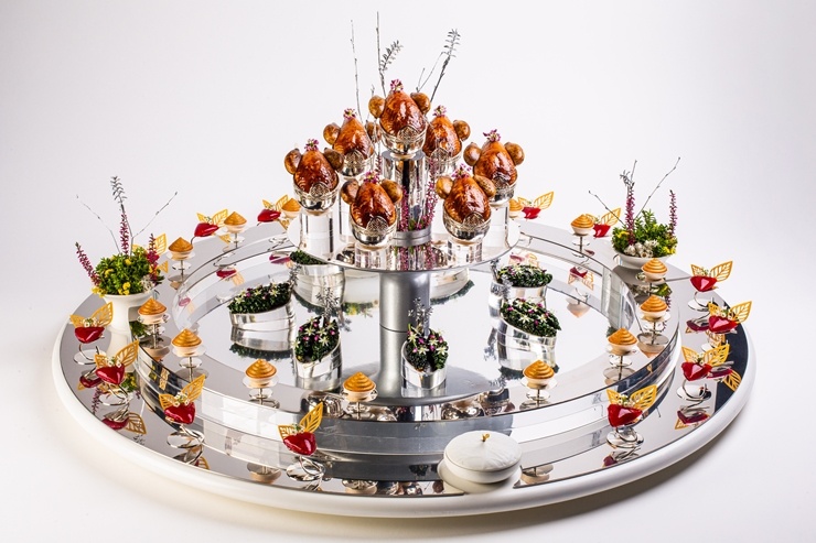 Iepazīsti 54 pavāru konkursa «Bocuse dor Europe 2020» ēdienus no Tallinas - NORVĒĢIJA. Foto: bocusedor.com Iepazīsti 54 pavāru konkursa «Bocuse dor Europe 2020» ēdienus no Tallinas - NORVĒĢIJA. Foto: bocusedor.com 292665