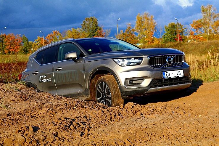 Travelnews.lv ar hibrīdauto «Volvo XC40 Inscription eFWD» apceļo Pierīgu 292746