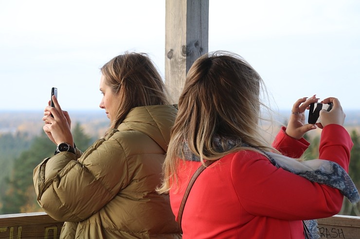 Travelnews.lv apceļo Zilo kalnu skatu torni Ikšķiles un Ogres novadā 293189