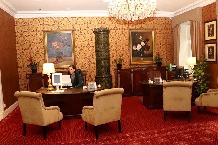 Travelnews.lv apciemo Vecrīgas viesnīcu «Grand Palace Hotel» un ietur vieglu maltīti pie šefpavāra Denisa Ivankova Travelnews.lv apciemo Vecrīgas viesnīcu «Grand Palace Hotel» un ietur vieglu maltīti pie šefpavāra Denisa Ivankova 293613