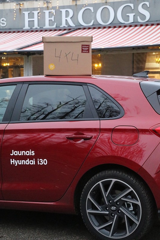 Travelnews.lv ar «Brīvdienas kasti» no restorāna «Hercogs» un jauno «Hyundai i30» dodas uz Latgali Travelnews.lv ar «Brīvdienas kasti» no restorāna «Hercogs» un jauno «Hyundai i30» dodas uz Latgali 294108