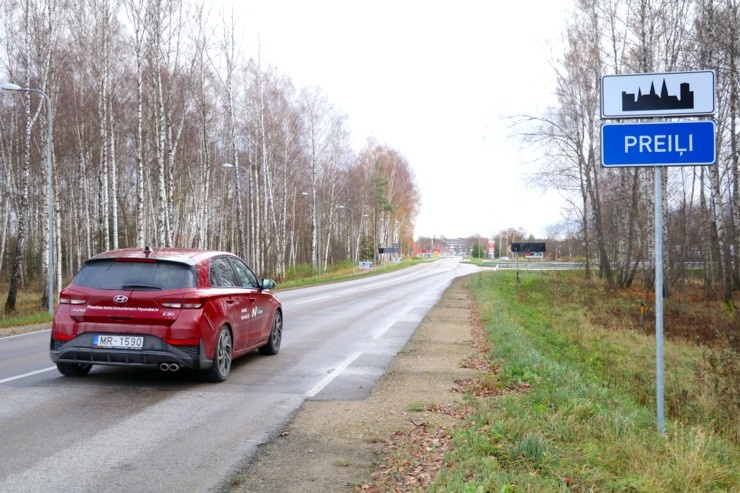Travelnews.lv ar jauno Dievidkorejas golfa klases spēkratu  - «Hyundai i30» apceļo Latgali 294115