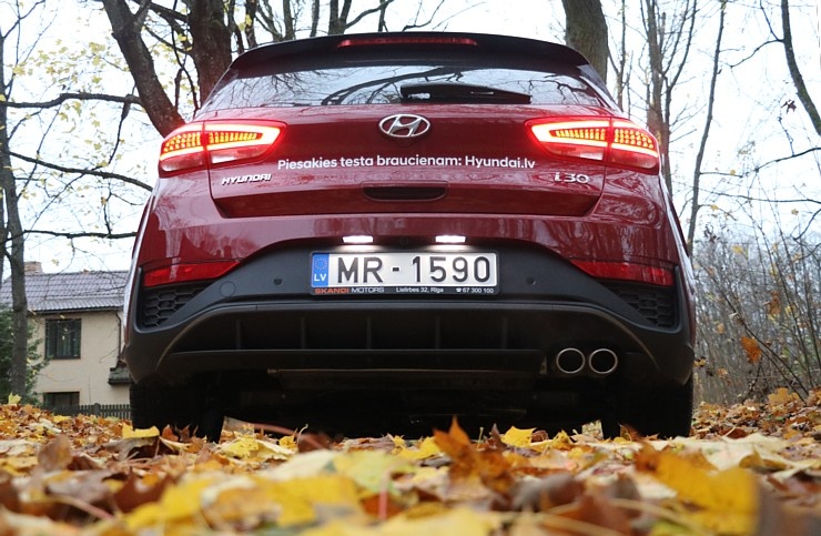 Travelnews.lv ar jauno Dievidkorejas golfa klases spēkratu  - «Hyundai i30» apceļo Latgali 294138