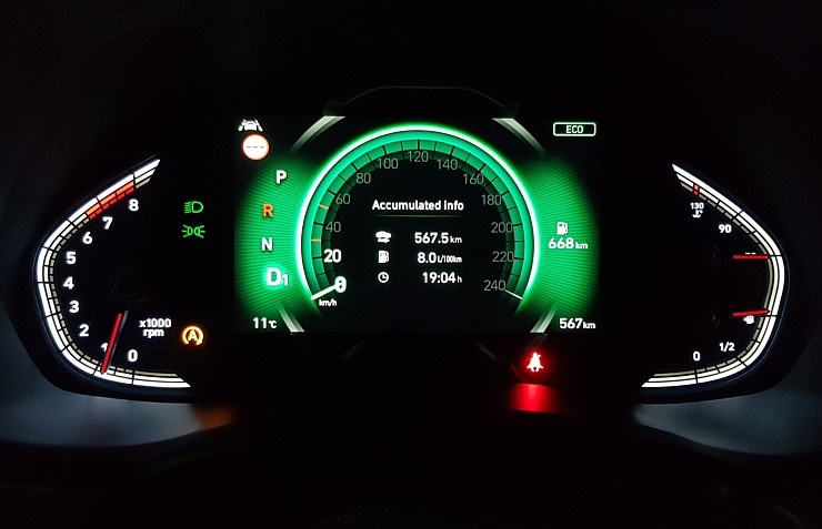 Travelnews.lv ar jauno Dievidkorejas golfa klases spēkratu  - «Hyundai i30» apceļo Latgali 294145
