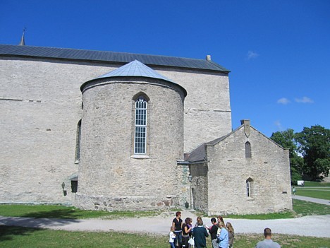 Hāpsalas bīskapijas cietoksnī dzīvo Igaunijas slavenākais spoks - Baltā dāma, kas parasti parādās augustā pilnmēness laikā Hāpsalas bīskapijas cietoksnī dzīvo Igaunijas slavenākais spoks - Baltā dāma, kas parasti parādās augustā pilnmēness laikā 15765