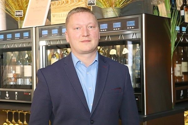 LIELĀ INTERVIJA: Esam ciemos pie restorānu grupas «Easy Wine» un «Easy Beer» restorānu grupas CEO Pētera Ozola
